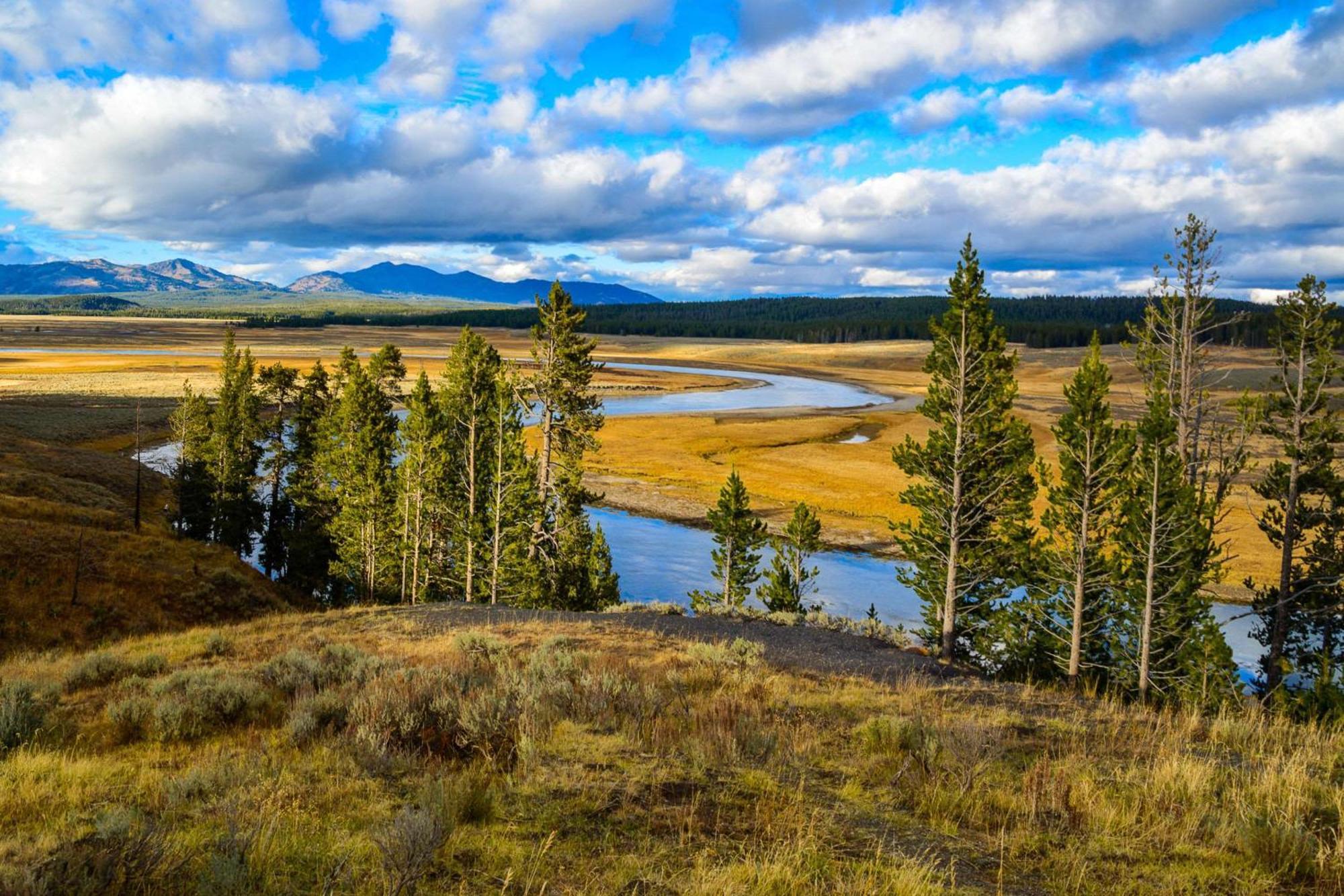 The Ridgeline Hotel At Yellowstone, Ascend Hotel Collection Gardiner Luaran gambar