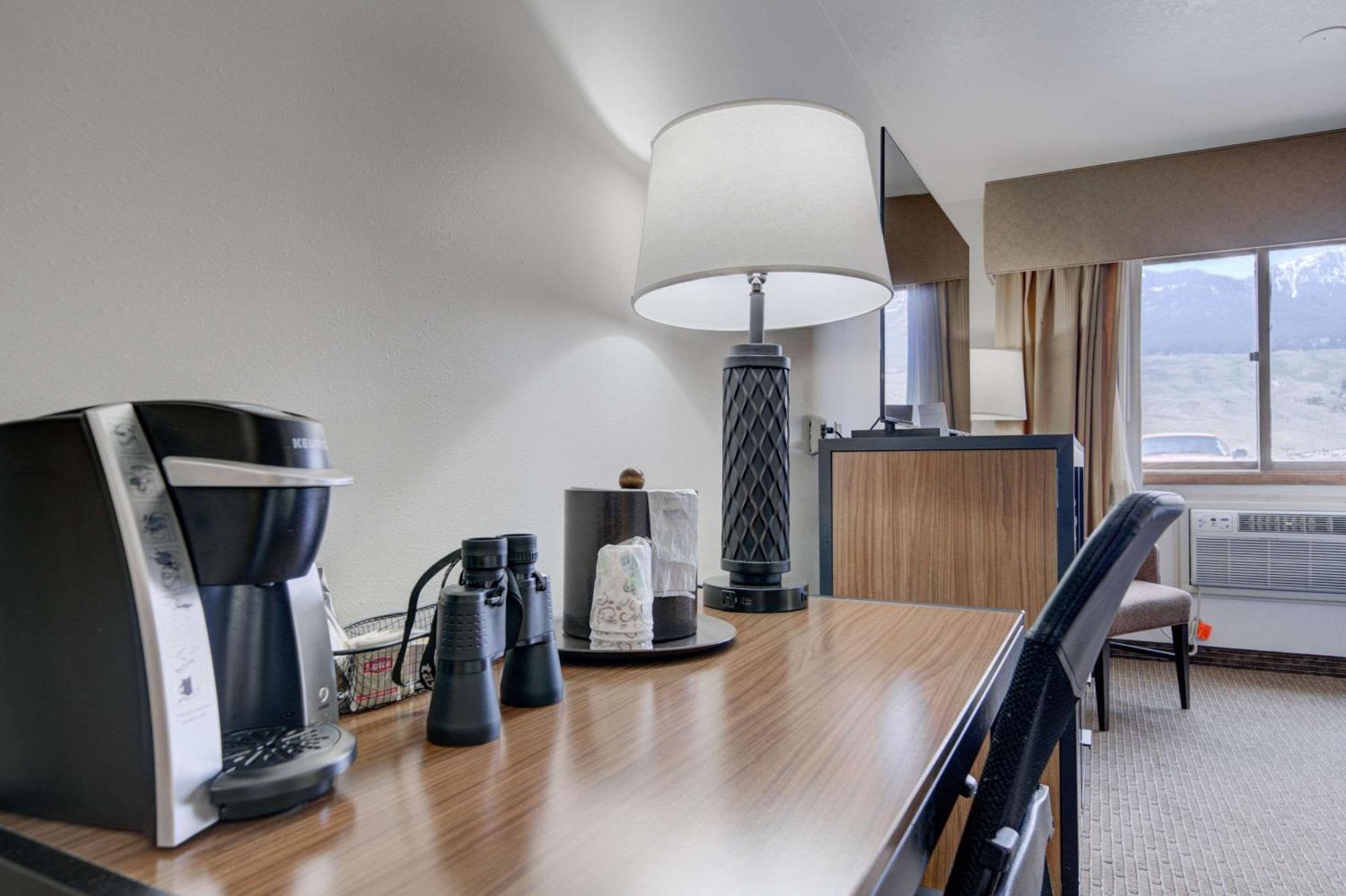 The Ridgeline Hotel At Yellowstone, Ascend Hotel Collection Gardiner Luaran gambar