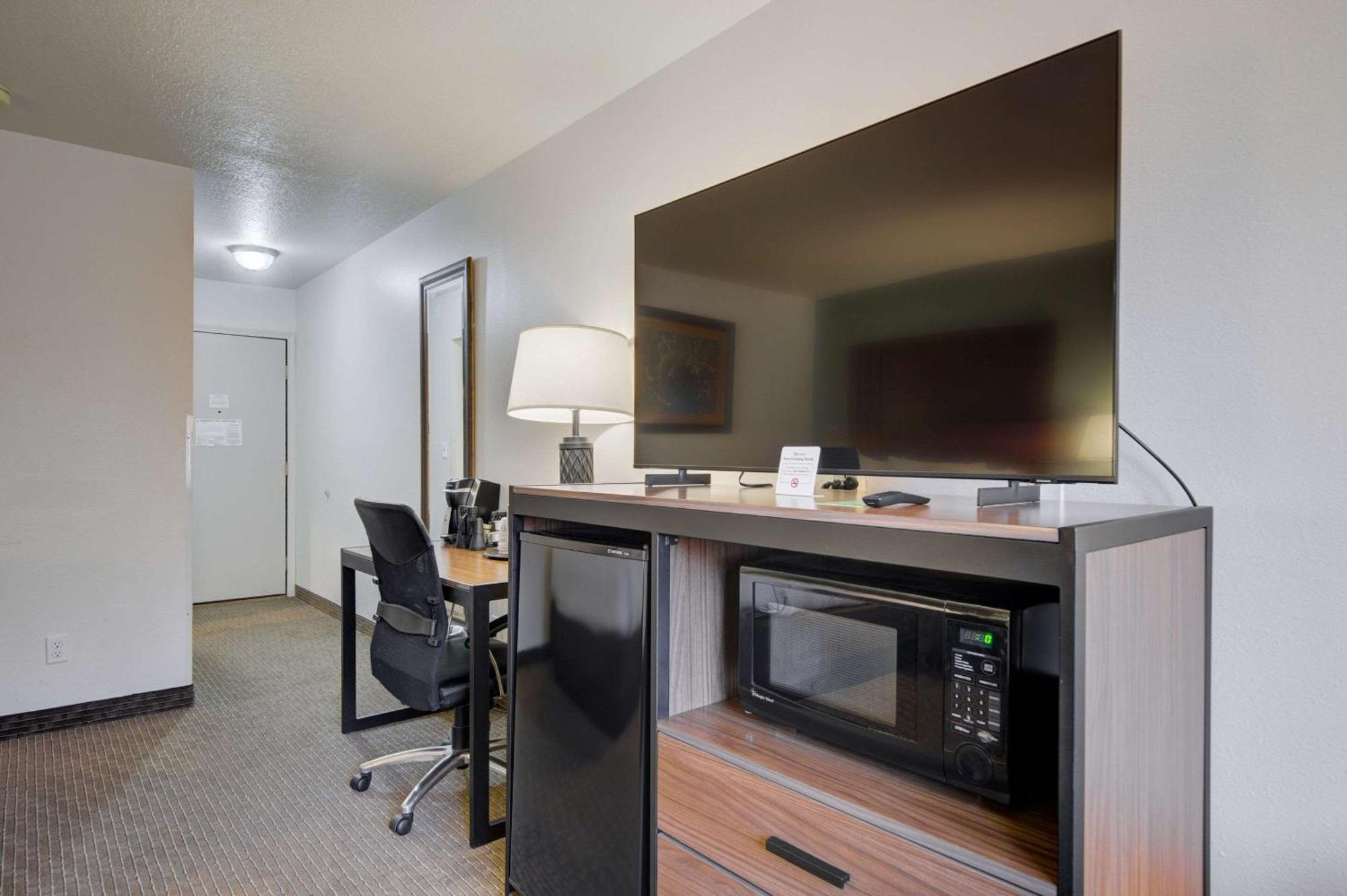 The Ridgeline Hotel At Yellowstone, Ascend Hotel Collection Gardiner Luaran gambar
